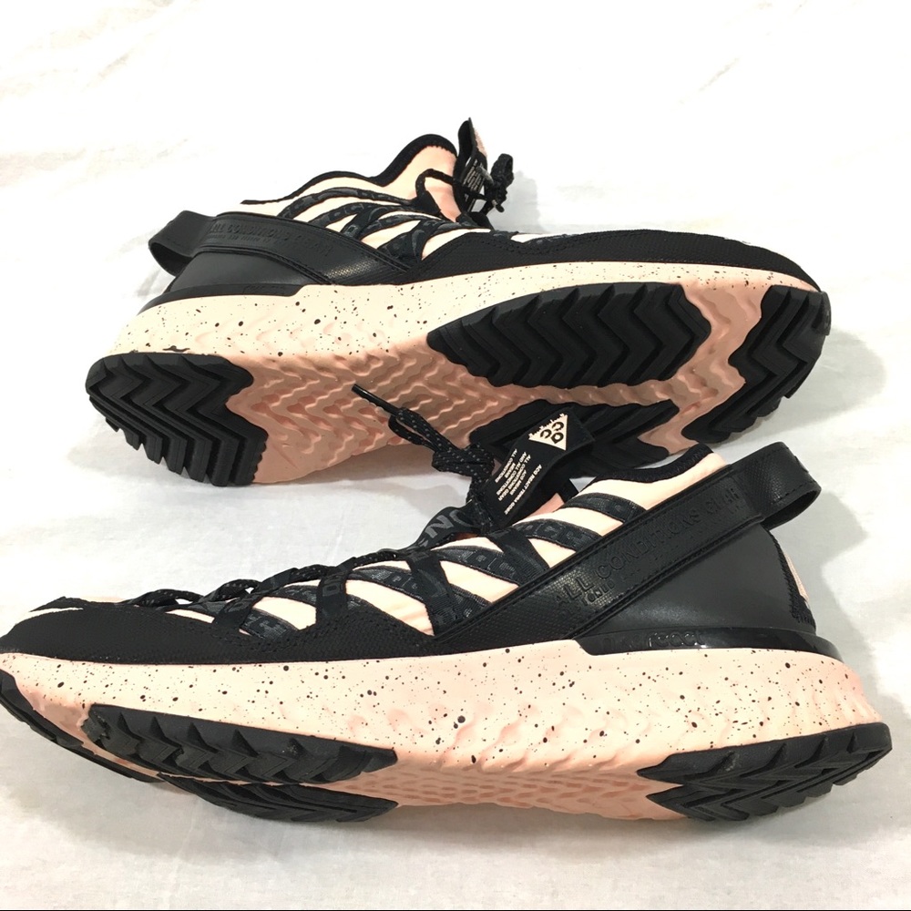 Nike ACG React Terra Gobe Sneakers - Picture 11 of 12